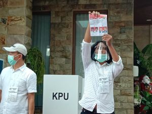 Penghitungan di TPS Bobby Nyoblos Dimulai, Suara Pertama untuk Bobby-Aulia