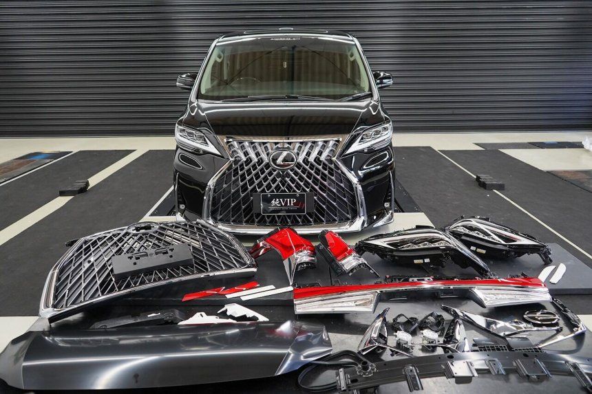 Toyota Alphard Dimodifikasi Jadi Lexus LM