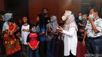 Usai Mencoblos, Azizah Sapa Warga