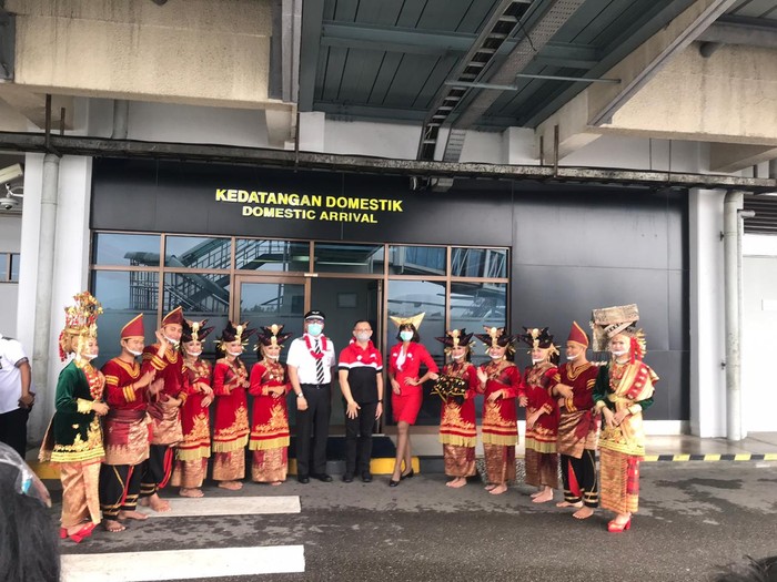 AirAsia Jakarta-Padang
