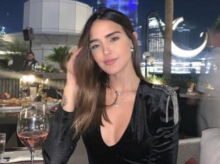 Ini Alma Del Caribe, Model Cantik yang Dadanya Diraba Pebalap F1