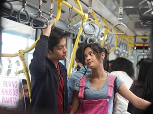 Cara Angga Yunanda Jadi Cowok Badung di Film Di Bawah Umur