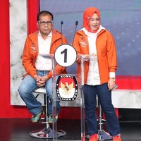 Fatmawati Rusdi maju dalam Pilkada 2020 Makassar bersama pasangannya Ramdhan Danny Pomanto. Danny Pomanto maju sebagai calon Wali Kota Makassar sedangkan Fatmawati sebagai wakilnya. Foto: Instagram @fatmawatirusdi