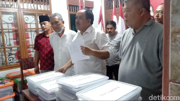 Jeje-Ujang unggul tipis di Pilkada Pangandaran