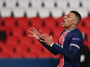Mbappe Timang-timang Masa Depan di PSG