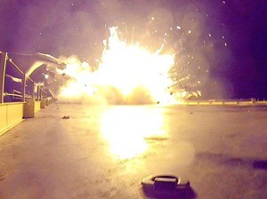 Roket SpaceX Meledak Saat Mendarat, AS Catat 3 Ribu Kematian Corona Sehari