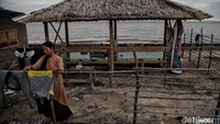 Pulau Rupat adalah pulau terluar Indonesia yang berbatasan langsung dengan Malaysia.
