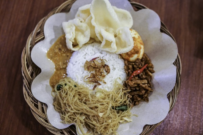 Nasi Uduk Komplet dan Sedap Ada di 5 Tempat Ini