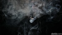 Diketahui, pembahasan kebijakan mengenai cukai rokok ini sempat naik turun. Pemerintah sebelumnya mengungkap alasan belum ada kepastian soal kebijakan cukai rokok ini. 