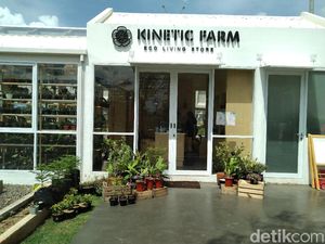 Urban Farm PIK, Tempat Hangout Seru di Tengah Kebun Sayur