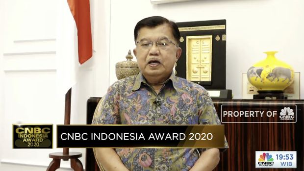 Wakil Presiden RI 2014-2019, H.M. Jusuf Kalla dalam acara CNBC Indonesia Award 2020 dengan tema Menyongsong Bangkitnya Ekonomi Indonesia 2021. (Tangkapan layar CNBC TV)