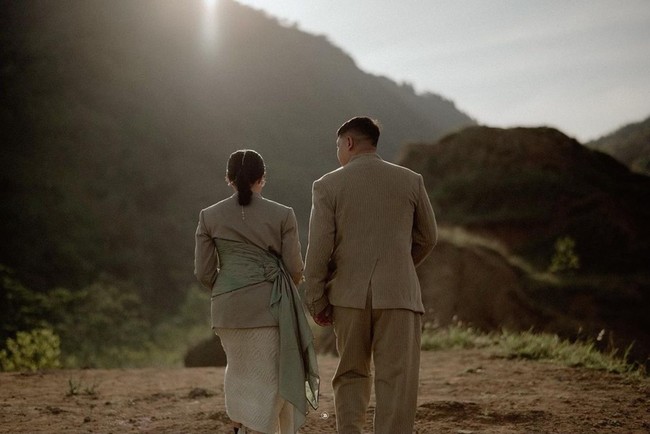 Yura Yunita juga mengatakan bahwa awalnya hubungannya dengan Donne hanya sebatas sahabat. Kini setelah dirinya membagikan kabar bahagia tersebut, unggahannya itu pun dibanjiri dengan ucapan selamat dan doa dari para netizen. Foto: Instagram/donne_maula