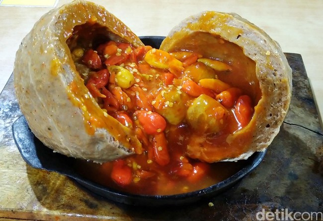 Huaah! 5 Makanan Pedas Viral di Garut yang Bisa Bikin Sakit Perut