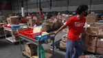 Aksi Kebut-kebutan Para Picker e-Commerce Jelang Harbolnas