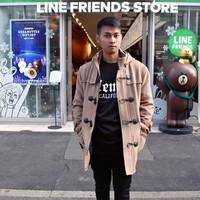 Outerwear berpotongan klasik dengan twist menjadi salah satu busana favorit Aditya Halindra. Seperti yang dikenakannya ini. (Foto: Instagram/@adityahalindra)