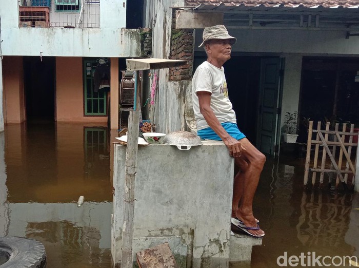 Desa Jati Wetan Kecamatan Jati, Kudus, terendam banjir, Jumat (11/12/2020).