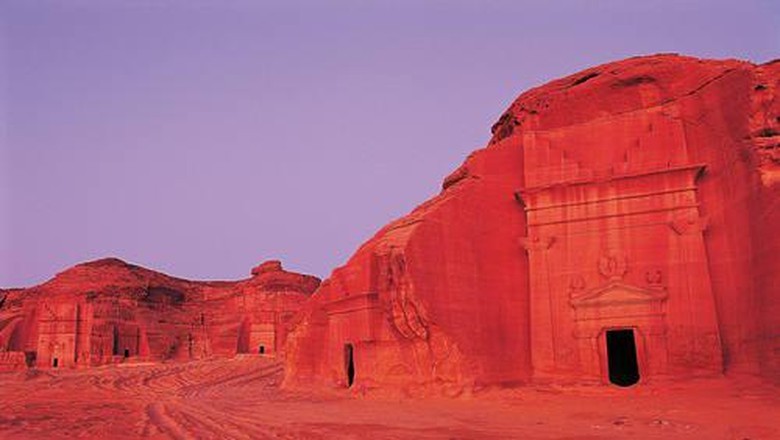 Hegra atau Madain Saleh Hegra atau Madain Saleh