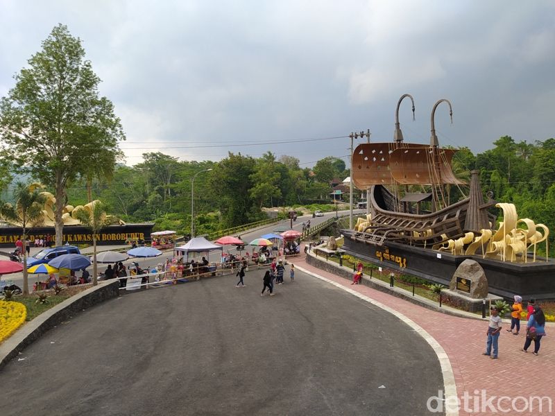 ikon kapal bercadik Samudra Raksa