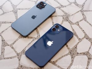 Tak Cuma Online, Pre-Order iPhone 12 Juga Bisa Offline