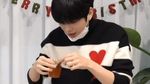 Bertambah Usia, Ini Pose Menggemaskan Kang Daniel dengan Kue Ulang Tahun