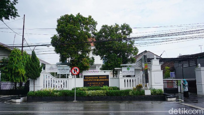 kejari mojokerto