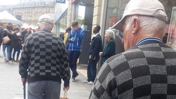 Kebetulan sama atau glitch in the matrix, nih? Foto: mint_tea_logoReport via Bored Panda