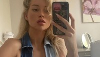 Lottie Moss kerap tampil seksi di media sosialnya. Dok. Instagram/lottiemossxo