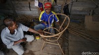 Di ulang tahun BRI ke 125 yang mengangkat tema BRILian, BRI hadir di perbatasan untuk memberikan bantuan bagi para pengusaha kecil yang terdampak pandemi agar tetap dapat melanjutkan usahanya.  