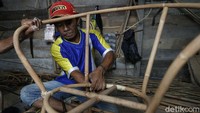 Detikcom bersama BRI mengadakan program Tapal Batas yang mengulas mengenai perkembangan infrastruktur, ekonomi, hingga wisata di beberapa wilayah terdepan khususnya di masa pandemi.   