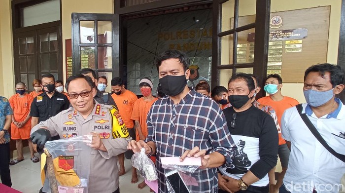 Polrestabes Bandung menangkap 20 pelaku kejahatan dalam kurun 10 hari