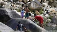 Melirik potensi besar industri wisata di perbatasan yang dimiliki Indonesia, tentu ini sebuah peluang untuk mendatangkan wisatawan asal Malaysia melalui konsep ekowisata dan cross-border tourism.  