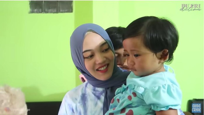 Putri Delina bersama BIntang