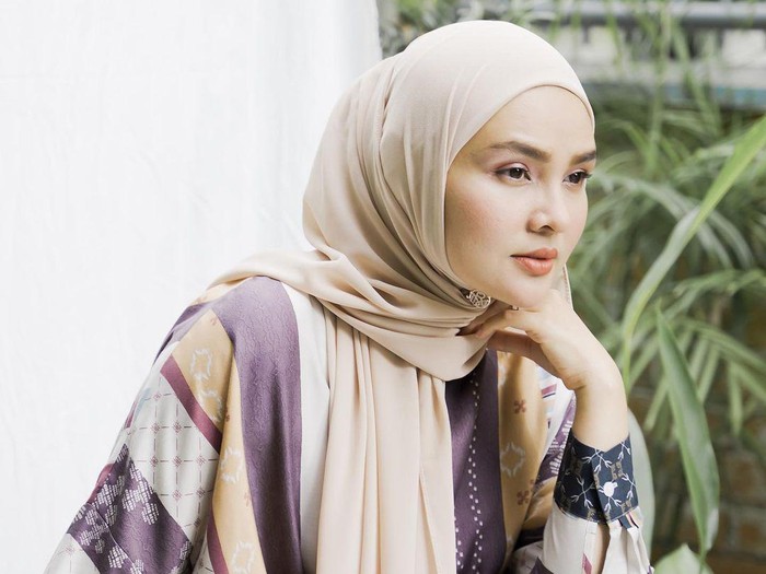  Tren Hijab 2022  Menurut Ria Miranda Pashmina Comeback