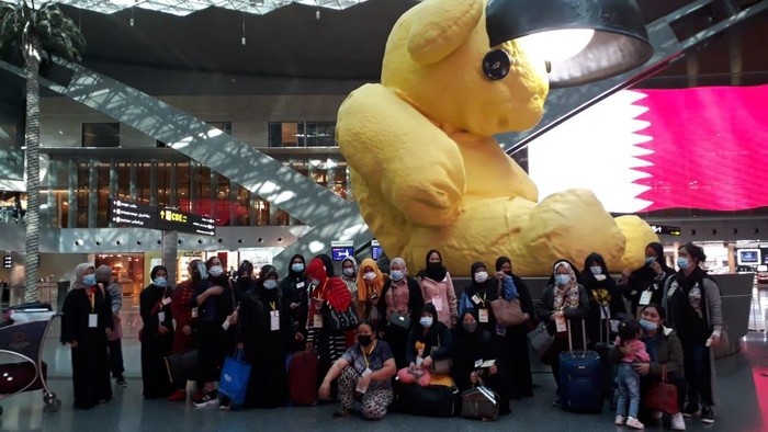 Rombongan pekerja migran Indonesia di Oman yang akan pulang ke tanah air. Mereka difasilitasi oleh KBRI Muscat setelah ada program amnesti oleh pemerintah Oman.