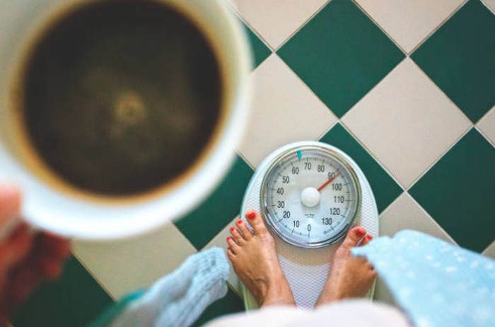 7 Kesalahan Minum Kopi yang Bikin Gemuk dan Berat Badan Susah Turun