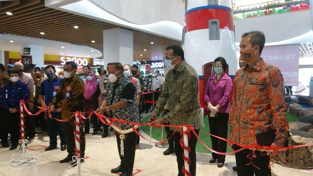 Transmart Cilegon Dibuka Foto: M Iqbal