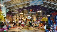 Kini masyarakat Cilegon tidak perlu lagi jauh-jauh ke Jakarta dan Bekasi untuk dapat menikmati wahana yang ada di Transmart. 
