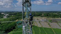 Dalam proses penarikan kabel konduktor ini, PLN sinergi dengan TNI dan Polri guna memastikan pelaksanaan pekerjaan berjalan tepat waktu serta sesuai aturan dan perundang-undangan yang berlaku, terlebih pada masa pandemi Covid-19 yang terjadi saat ini.