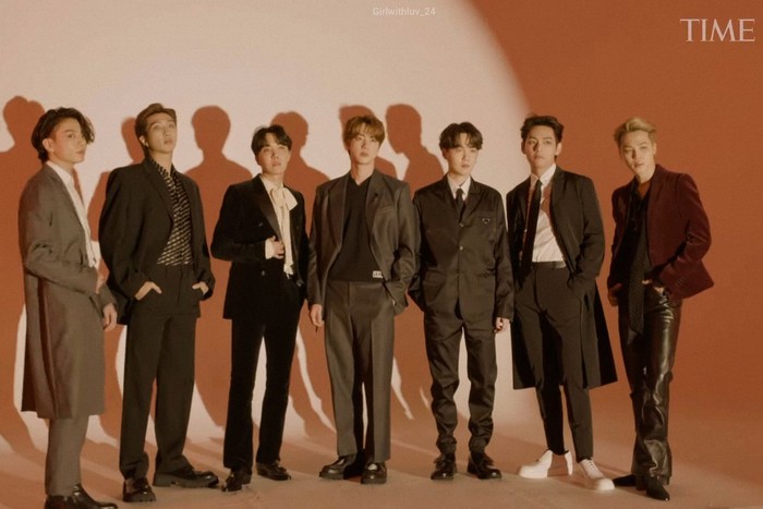 BTS Busana BTS di sampul majalah TIME dikritik.