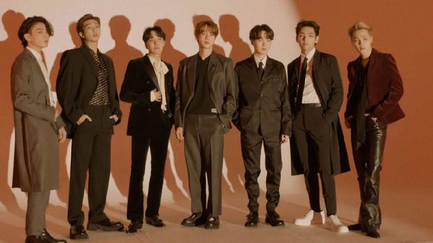 Busana BTS di sampul majalah TIME dikritik.