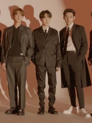 Busana BTS di sampul majalah TIME dikritik.