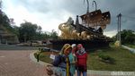 Potret Gerbang Kapal Samudra Raksa Menuju Candi Borobudur