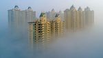 Kota di China Tertutup Kabut Bak Negeri di Atas Awan