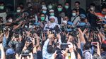 Momen Habib Rizieq Tiba di Polda Metro Jaya