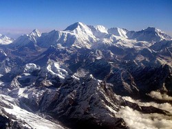 Tinggi Gunung Everest Tambah 50 Meter, Disebabkan Sebuah Kejadian