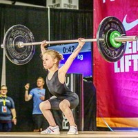 Tahun lalu, Rory berhasil menduduki posisi ke delapan dari 13 anak yang mengikuti Kejuaraan Muda Nasional AS dalam kategori anak perempuan di bawah 13 tahun. Rory pun menjadi orang termuda yang mengikuti ajang itu dan bisa mengangkat paling ringan 10 kg. Foto: Instagram/@roryvanulft