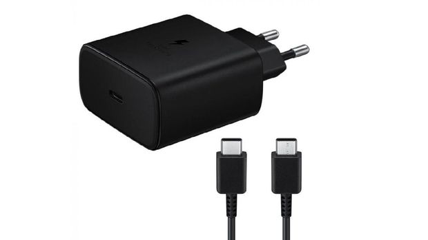 Charger untuk iPhone 12