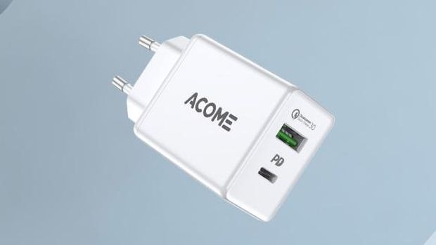 Charger untuk iPhone 12