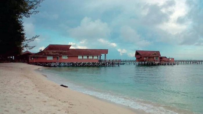 Derawan di Kalimantan Timur.