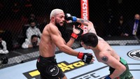 UFC 270: Panas & Ketat! Figueiredo Menang Angka Tipis dari Moreno